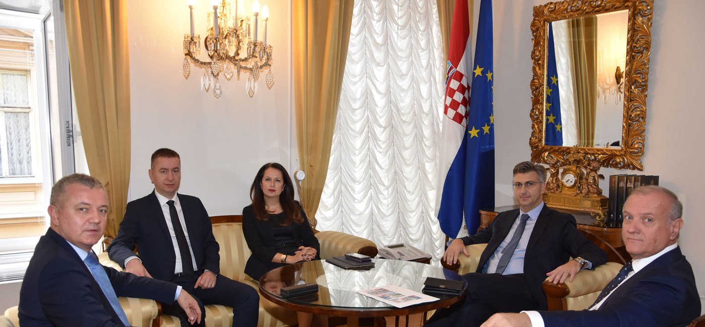 Premijer Plenković s Peruškom o radu izvanredne uprave Agrokora